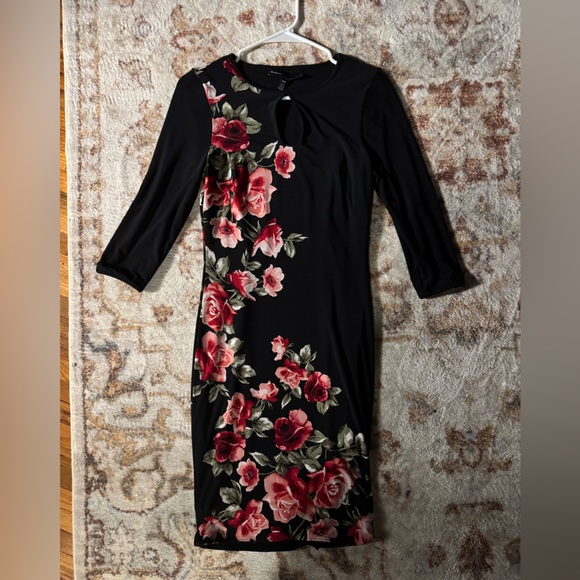 White House Black Market REVERSIBLE Black and Pink Floral Dress - Picture 2 of 4